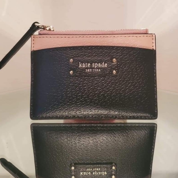 kate spade Handbags - Kate spade small zip card holder